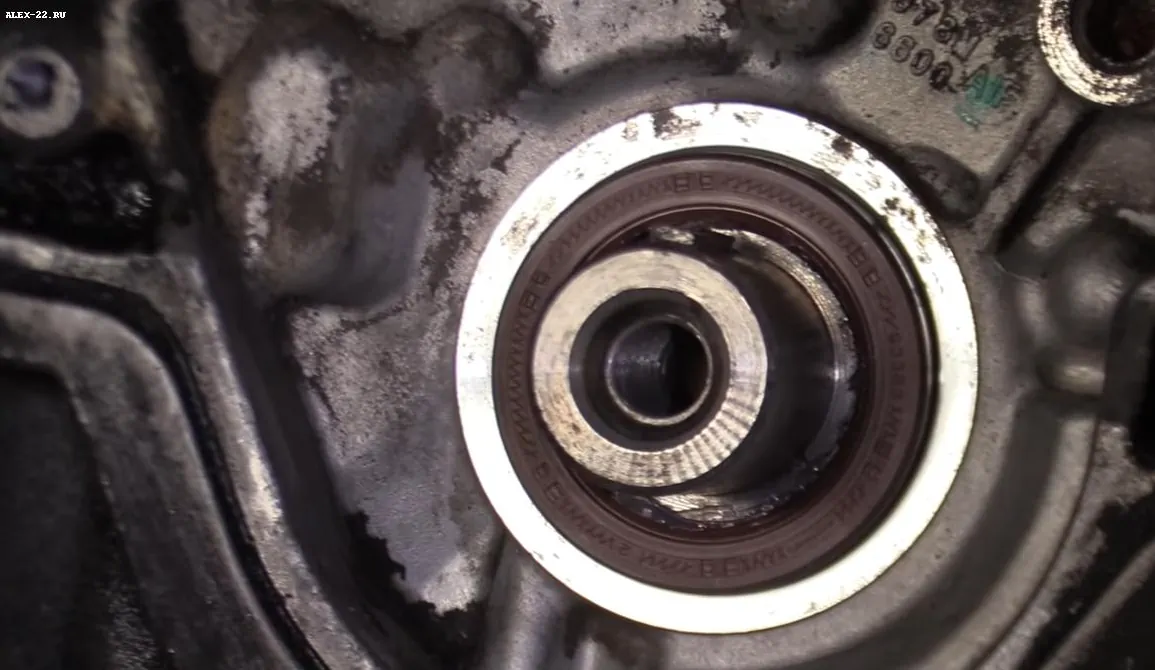 install new oil seal in the ford focus1