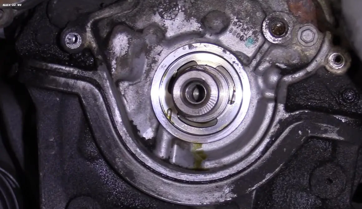 place to install the crankshaft oil seal in the ford focus, посадочное место сальника коленвала